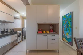 Apartamento com 2 Quartos para alugar, 65m² no Vicente Pinzon, Fortaleza - Foto 9