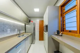 Casa de Condomínio com 3 Quartos à venda, 196m² no Nonoai, Porto Alegre - Foto 14