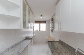 Apartamento com 2 Quartos à venda, 59m² no Santana, Porto Alegre - Foto 1