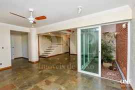 Casa de Condomínio com 3 Quartos para alugar, 350m² no Três Figueiras, Porto Alegre - Foto 1