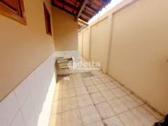 Casa com 4 Quartos à venda, 242m² no Umuarama, Uberlândia - Foto 23