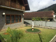 Casa com 4 Quartos à venda, 372m² no Mosela, Petrópolis - Foto 3