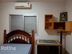 Casa com 3 Quartos à venda, 220m² no Brasil, Uberlândia - Foto 11