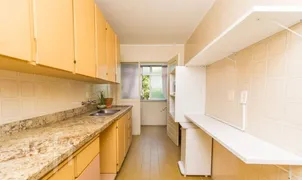 Apartamento com 3 Quartos à venda, 92m² no Passo da Areia, Porto Alegre - Foto 1