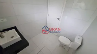 Casa de Condomínio com 3 Quartos para alugar, 168m² no Campo Comprido, Curitiba - Foto 27