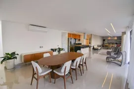 Casa de Condomínio com 5 Quartos à venda, 502m² no Alphaville, Santana de Parnaíba - Foto 6