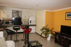 Casa com 4 Quartos para alugar, 290m² no Espiríto Santo, Porto Alegre - Foto 35