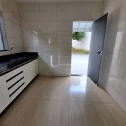 Casa com 3 Quartos à venda, 80m² no Tubalina, Uberlândia - Foto 7