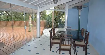 Casa de Condomínio com 3 Quartos à venda, 148m² no Alto do Capivari, Campos do Jordão - Foto 8