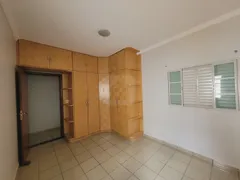 Casa com 3 Quartos à venda, 300m² no Vigilato Pereira, Uberlândia - Foto 12