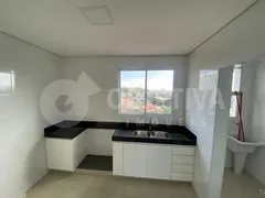 Apartamento com 3 Quartos à venda, 108m² no Saraiva, Uberlândia - Foto 9