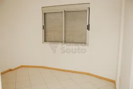 Apartamento com 3 Quartos para alugar, 69m² no Centro, Pelotas - Foto 11