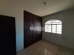 Casa com 3 Quartos à venda, 120m² no Daniel Fonseca, Uberlândia - Foto 4