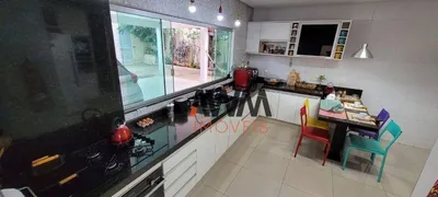 Casa com 3 Quartos à venda, 257m² no Setor Faiçalville, Goiânia - Foto 16