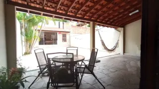 Casa com 3 Quartos à venda, 220m² no Espiríto Santo, Porto Alegre - Foto 12