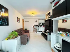 Apartamento com 3 Quartos à venda, 74m² no Uberaba, Curitiba - Foto 5