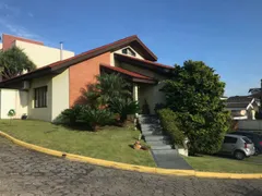 Casa com 3 Quartos à venda, 276m² no Vila Zezé, Jacareí - Foto 2