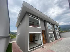 Casa de Condomínio com 3 Quartos à venda, 105m² no Barroso, Teresópolis - Foto 1