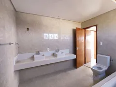 Casa de Condomínio com 4 Quartos à venda, 380m² no São Pedro, Juiz de Fora - Foto 11