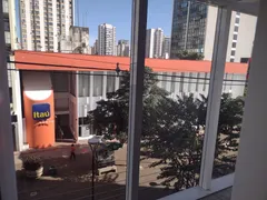 Loja / Salão / Ponto Comercial para alugar, 270m² no Centro, Londrina - Foto 7