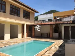 Casa com 8 Quartos à venda, 360m² no Piratininga, Niterói - Foto 1