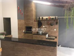 Casa com 3 Quartos à venda, 165m² no Jardim Europa, Uberlândia - Foto 2