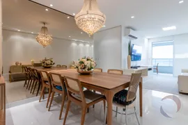 Apartamento com 3 Quartos à venda, 126m² no Beira Mar, Florianópolis - Foto 2