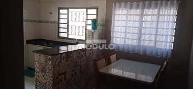 Casa com 3 Quartos à venda, 110m² no Sao Lucas, Uberlândia - Foto 2