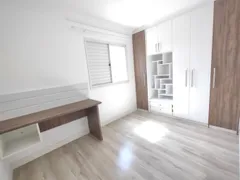 Apartamento com 3 Quartos à venda, 70m² no Jardim Maria Rosa, Taboão da Serra - Foto 12