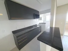 Apartamento com 1 Quarto para alugar, 60m² no Bassan, Marília - Foto 2