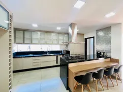 Casa de Condomínio com 4 Quartos à venda, 320m² no Golden Park, Dourados - Foto 12