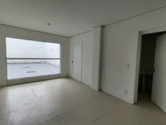 Prédio Inteiro para alugar, 210m² no Menino Deus, Porto Alegre - Foto 3