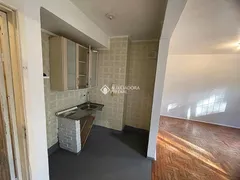 Kitnet com 1 Quarto à venda, 29m² no Jardim Leopoldina, Porto Alegre - Foto 2