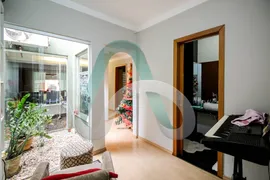 Casa com 3 Quartos à venda, 180m² no Jardim Esperanca, Londrina - Foto 8