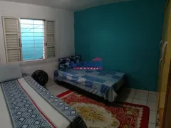 Casa com 2 Quartos à venda, 125m² no Parque Santo Antônio, Jacareí - Foto 8