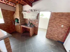 Casa com 3 Quartos à venda, 360m² no Vila Capri, Araruama - Foto 11