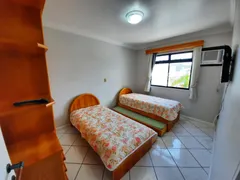 Apartamento com 3 Quartos para alugar, 85m² no Praia de Bombas, Bombinhas - Foto 18