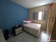 Casa com 3 Quartos à venda, 276m² no JARDIM MARIA DE FATIMA, Várzea Paulista - Foto 2
