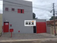 Loja / Salão / Ponto Comercial para alugar, 200m² no Medeiros, Rio Verde - Foto 1