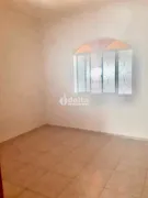 Casa com 3 Quartos à venda, 100m² no Granada, Uberlândia - Foto 2