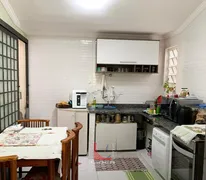 Casa com 3 Quartos à venda, 162m² no Vila Helena, Atibaia - Foto 6