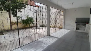 Casa com 3 Quartos para alugar, 150m² no Montese, Fortaleza - Foto 12