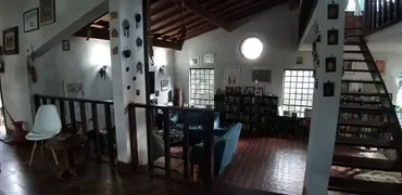 Casa com 4 Quartos à venda, 280m² no Chácara Represinha, Cotia - Foto 1