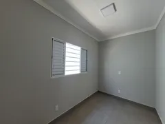 Casa com 2 Quartos à venda, 69m² no Residencial Ouro Verde, Botucatu - Foto 8