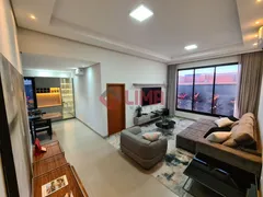 Casa com 3 Quartos para alugar, 350m² no Residencial Villa de Leon, Piratininga - Foto 10