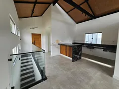 Casa de Condomínio com 3 Quartos à venda, 221m² no Albuquerque, Teresópolis - Foto 14