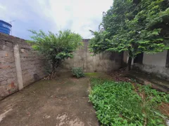 Casa com 3 Quartos para alugar, 118m² no Mansorur, Uberlândia - Foto 22