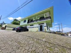 Casa com 3 Quartos para alugar, 240m² no Itaum, Joinville - Foto 2