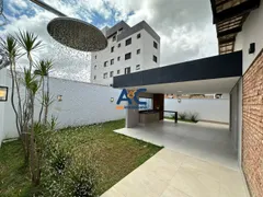 Casa com 4 Quartos à venda, 320m² no Ouro Preto, Belo Horizonte - Foto 2