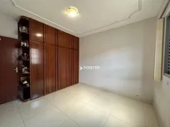 Casa com 4 Quartos à venda, 240m² no Jardim América, Goiânia - Foto 10